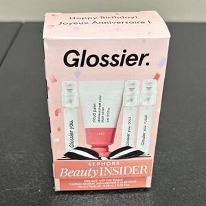 Glossier Cloud Paint in Puff Pink Beauty Insider Sample Set Perfume & Blush